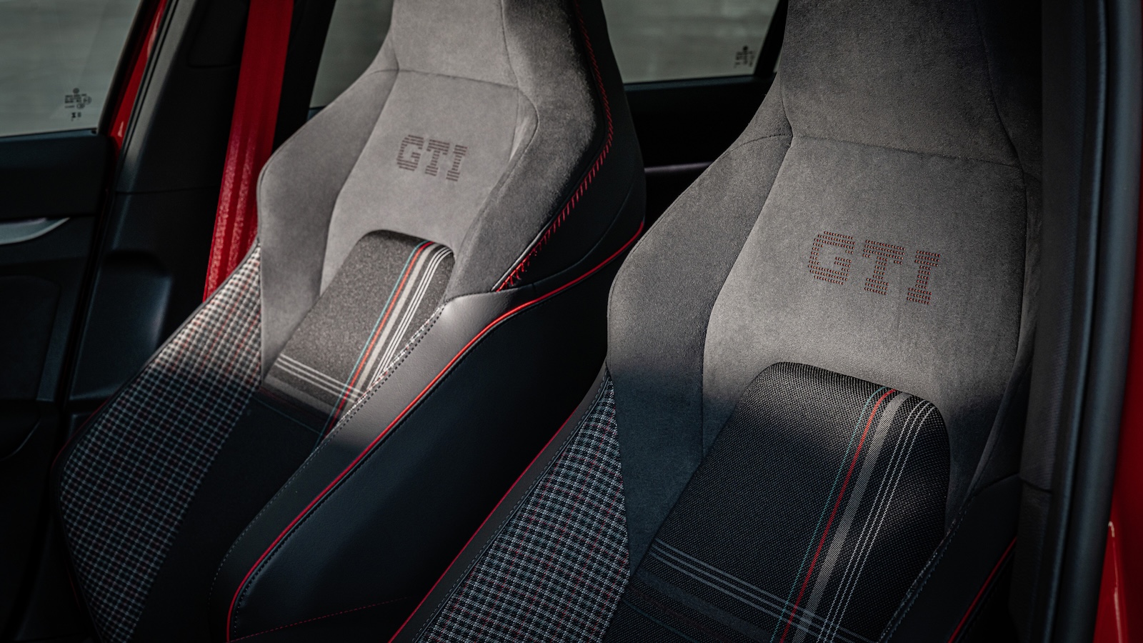 Volkswagen Golf GTI EDITION 50: Το πιο ισχυρό GTI όλων των εποχών